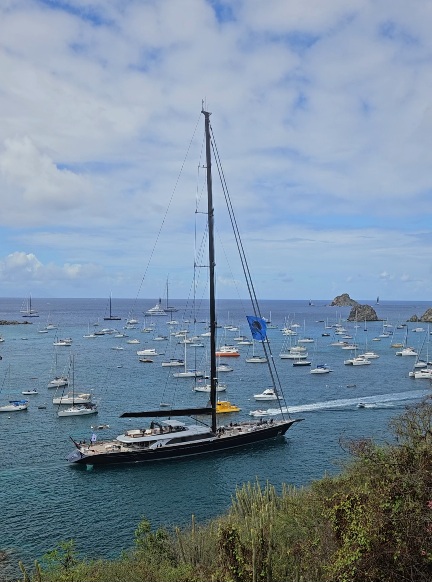 Uno de los participantes de la Bucket Regatta