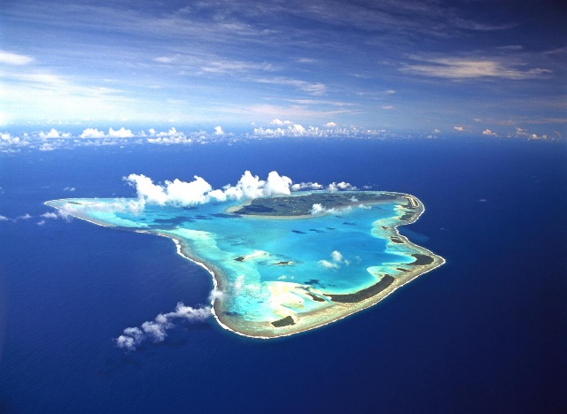 aerial-aitutaki-island-53142-banner.jpg